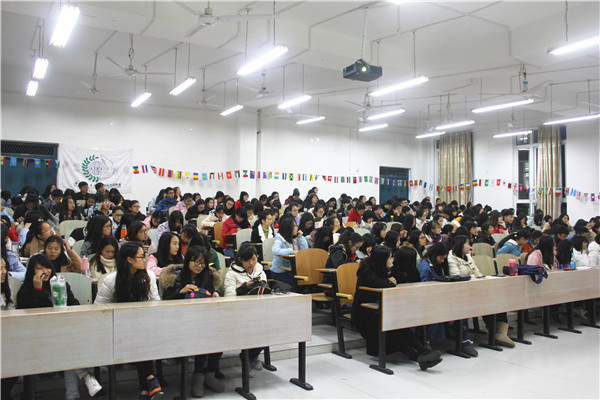 雁山校区宣讲会会场.jpg