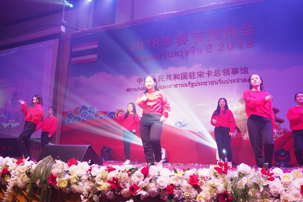 4-舞蹈《我的新衣》街舞部分.jpg