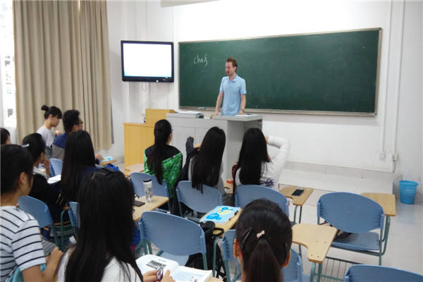 同学们积极抢答