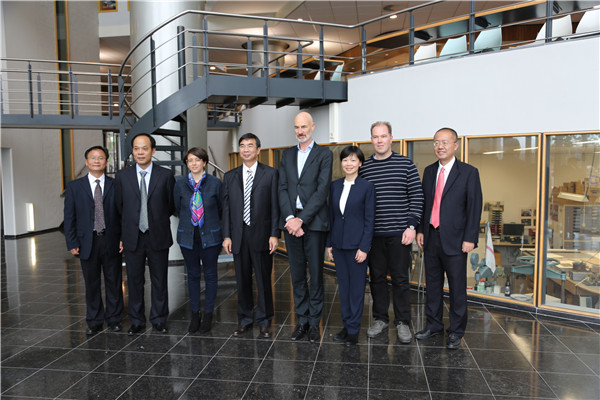 代表团访问荷兰皇家科学院国际社会史研究所.jpg