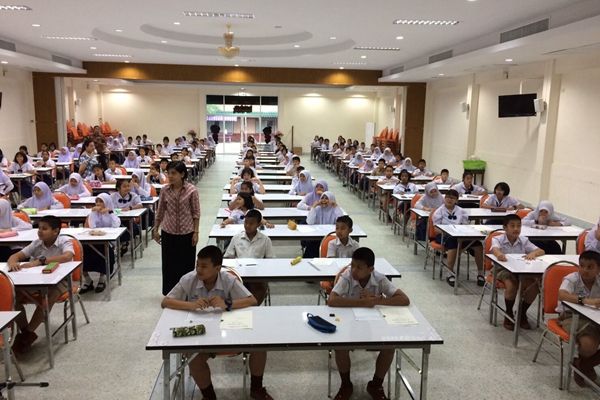 4-YCT考试现场.jpg