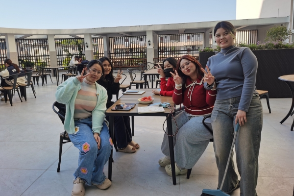 植绿护绿践初心  三全育人抓落实 ——国际学生开展植绿护绿志愿服务活动