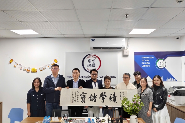 我校在越南河内走访越南校友