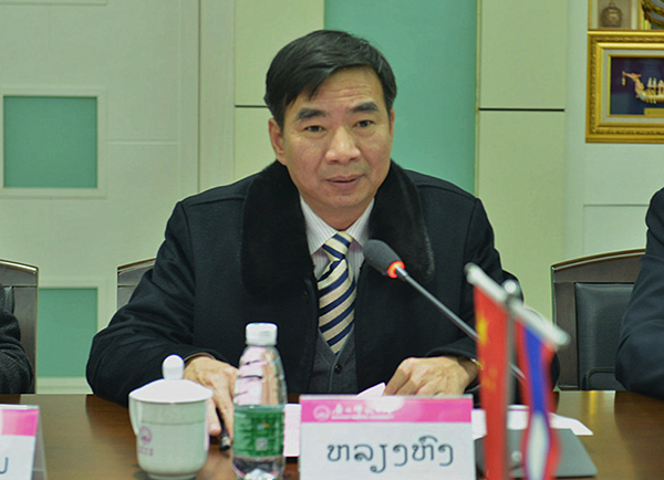 校长梁宏致欢迎辞