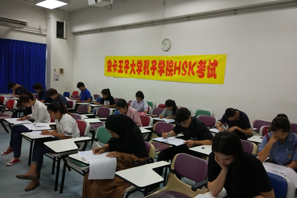 2-考试现场.jpg